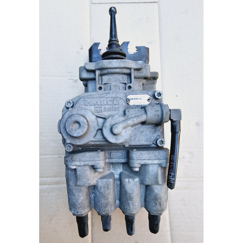 Головний гальмівний кран MAN TGM TGL 81521306296 WABCO 4800200070 Головний гальмівний кран MAN TGM TGL 81521306296 WABCO 4800200070