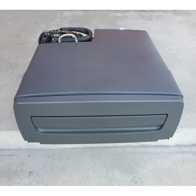 Холодильник SCANIA R 24v 1741355