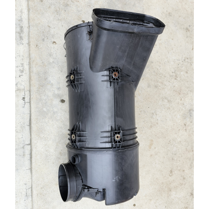 Корпус повітряного фільтра MAN TGX TGS 81.08400-6043 Корпус повітряного фільтра MAN TGX TGS 81.08400-6043