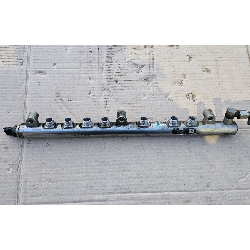 Паливна рейка 51.10311-6077 MAN TGX euro 6 Паливна рейка 51.10311-6077 MAN TGX euro 6