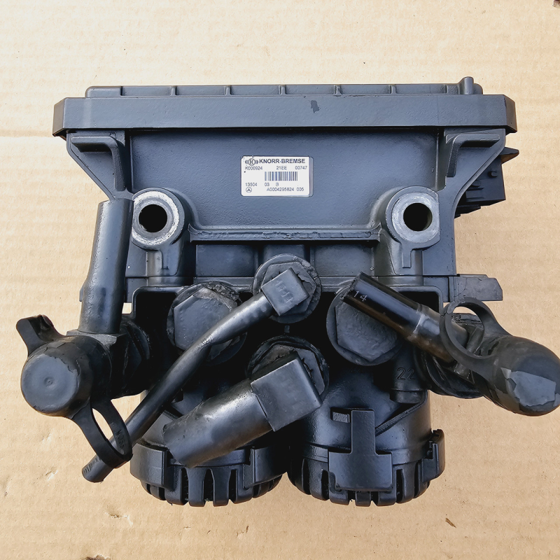 Модулятор EBS MB ACTROS A0004295824 K000924 Модулятор EBS MB ACTROS A0004295824 K000924