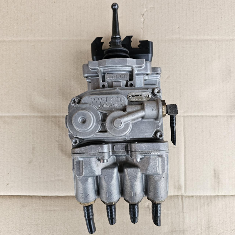 Головний гальмівний кран MAN TGL/TGM 81521306311 WABCO 4800200200