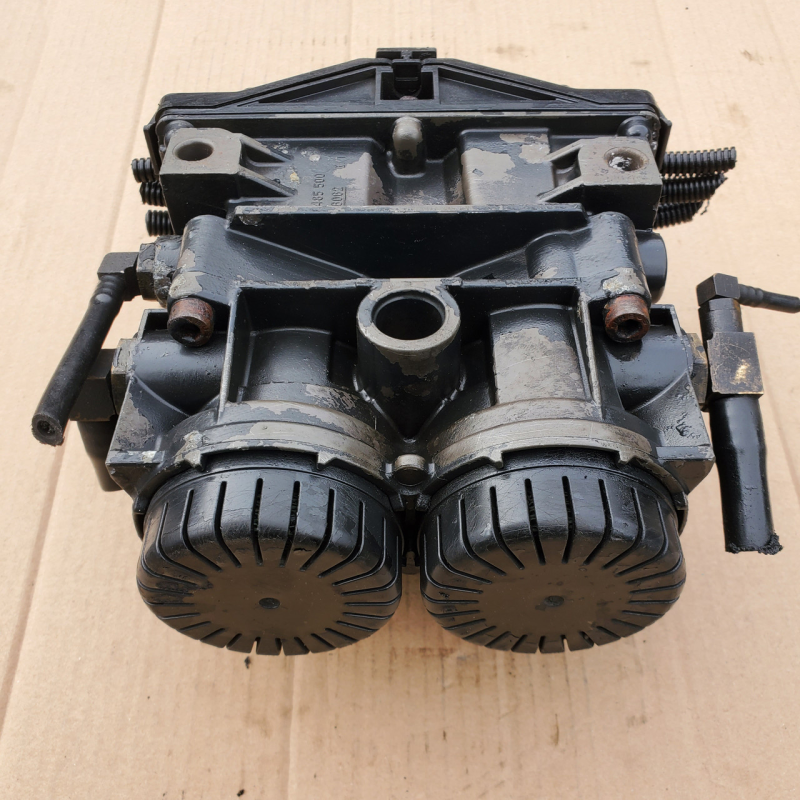 Модулятор EBS MAN TGA 81.52106.6012 Кран EBS 0486204012  81521066014