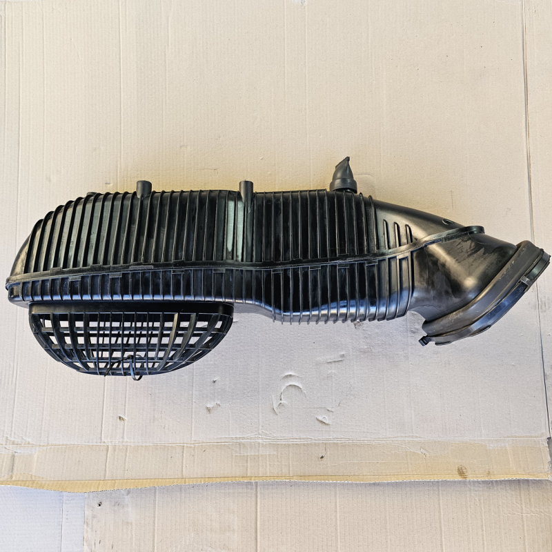 81082016097 MAN TGX/TGS Повітророзабірник 81082016099