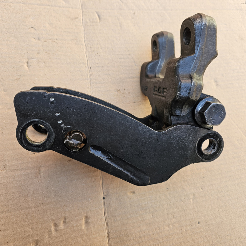 1850663 / 1850661 DAF XF 106 Кронштейн стабілізатора кабіни 1850663 / 1850661 DAF XF 106 Кронштейн стабілізатора кабіни