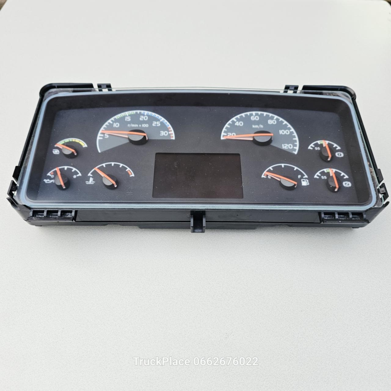 Щиток приладів 21843943 VOLVO FL/FE